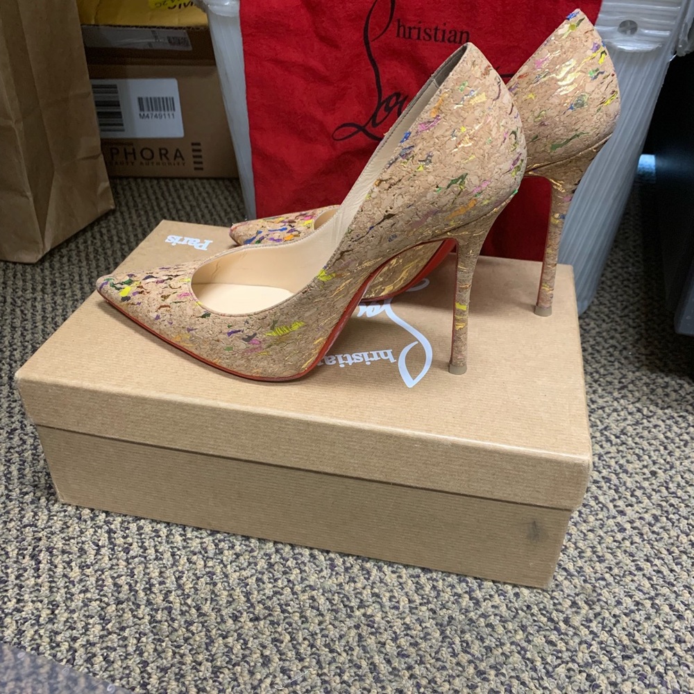 Louboutin Decoltish